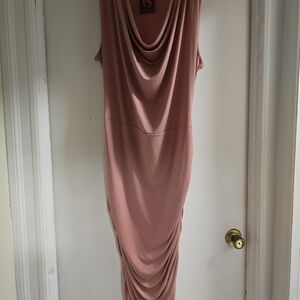 Elegant Sleeveless Rose Midi Dress